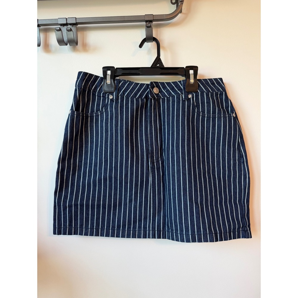 Vici Dolls Blue Pinstripe Denim Mini Skirt Dark Wash High Waisted Size Large